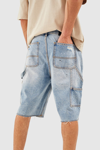 CARPENTER DISTRESSED DENIM SHORT - BLUE